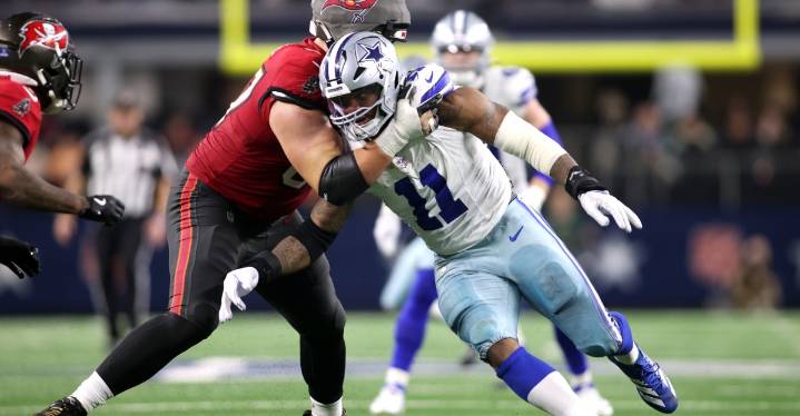 Cowboys trade Parsons to Packers