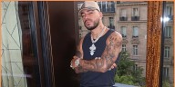 Ryan Castro recordó su pasado como celador y cuando cantaba en los buses de Medellín: “Mis mejores escenarios”