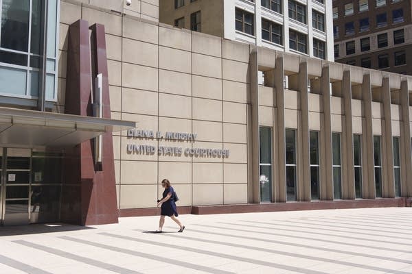 Judge strikes down Minnesota law banning religious tests for college credit program