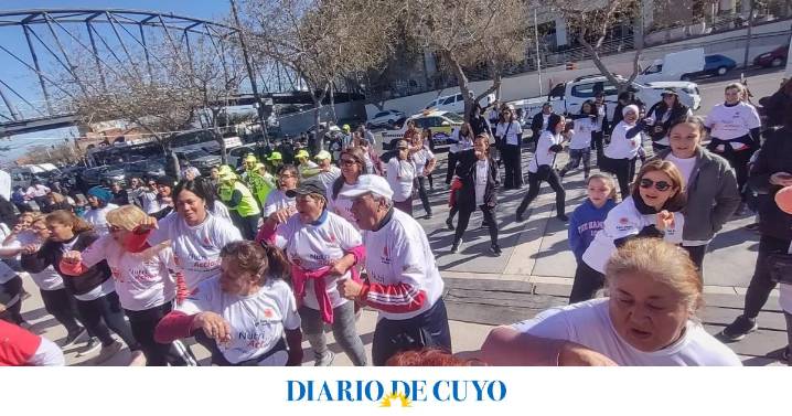[GALERIA] Las mejores postales de la Caminata Saludable en los alrededores del Teatro