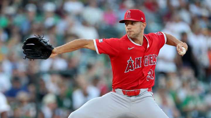 Cubs at Angels odds, picks and predictions