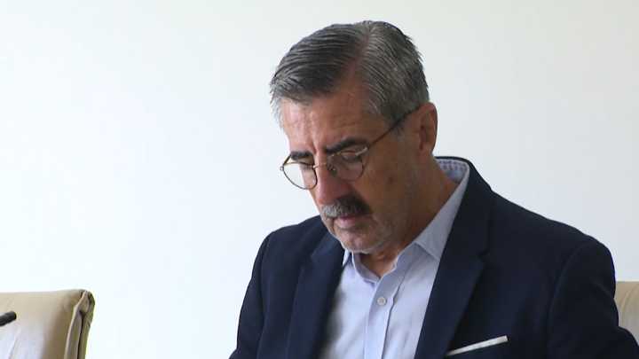 El excomisionado de la DANA permanece ingresado tras un intento de suicidio: las reacciones políticas
