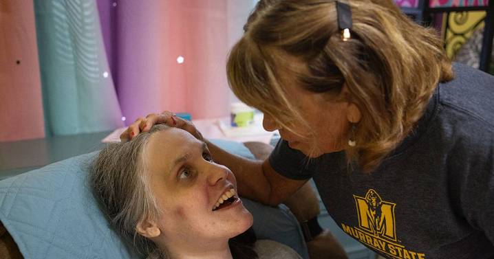 10 years after state budget impasse, human services in Illinois again brace for ‘tsunami’