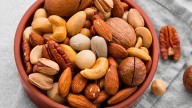 El fruto que trajo Sarmiento a la Argentina: vive más de 200 años y puede crecer hasta 45 metros