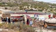 Protesta contra la celebración de la 'Vaquilla de El Moralet'