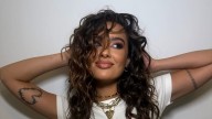 Flor Jazmin Peña y el total denim con brillos que redefine el estilo festivalero