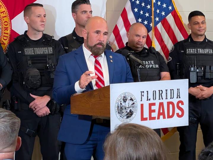 Jay Collins dice que la contienda republicana por la gobernación de Florida necesita “competencia”