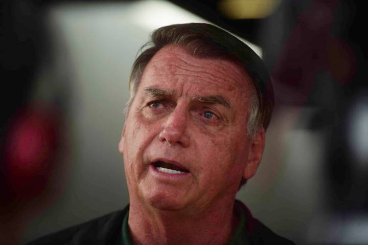 Corte de Brasil ordenó extremar vigilancia sobre Bolsonaro por riesgo de fuga