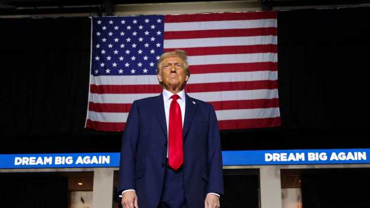 Man on probation for threats, charged with threatening to kill Trump