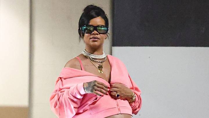 Rihanna Rocks a Baby Bump