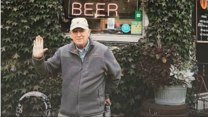 Deceased Man’s List of 3,599 Books He Read Inspiring Readers and Was Memorialized in Local Library