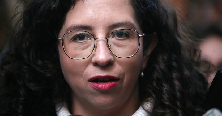 Vocera de Jara refuerza llamado de atención de la candidata por pugna en comando y recalca: “Se tiene que imponer su voluntad”