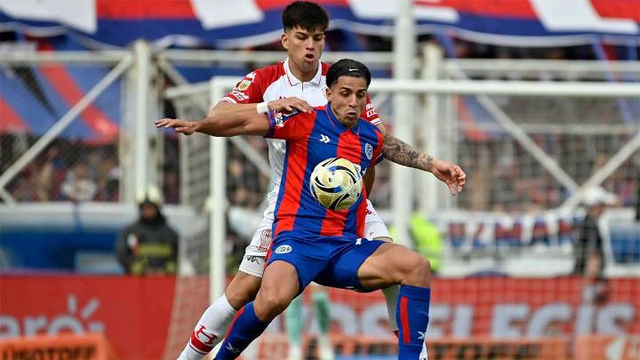 San Lorenzo hizo el gasto, pero no pudo con un Huracán que aguantó con uno menos