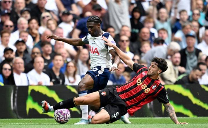 Premier League: Tottenham cae 1-0 ante Bournemouth y coloca como líder al Chelsea