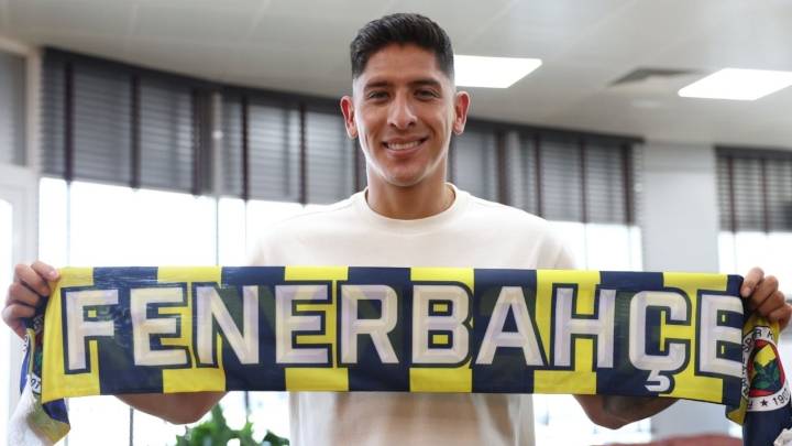 Edson Álvarez y su polémico contrato con el Fenerbahce de Turquía