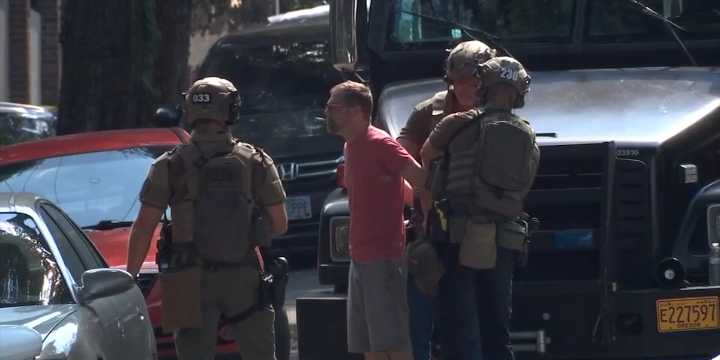 Court docs: Victim pepper-sprayed, put in chokehold before being stabbed in NW Portland