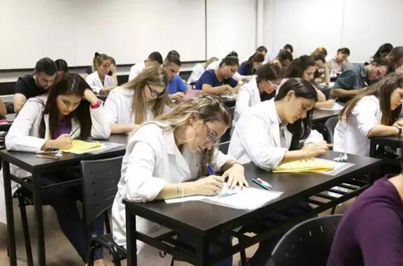 Inscripción para residencias médicas, abierta hasta mañana