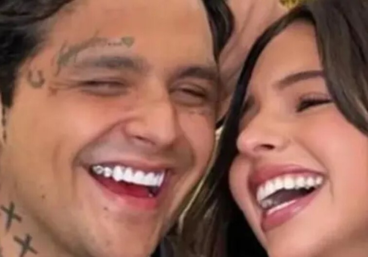 Nodal pide perdón a Cazzu por haberse enamorado de Ángela