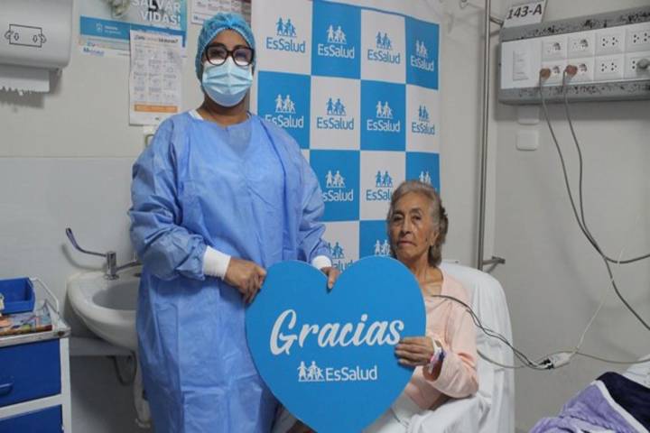 EsSalud realizó innovador procedimiento cardíaco a paciente de 81 años