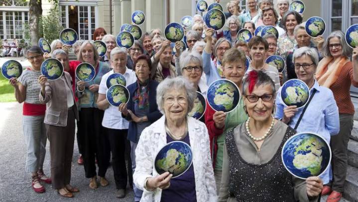 “Abuelas del Clima”: suizas logran fallo histórico contra la inacción ambiental