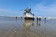 Pimentel: oleaje destroza embarcaciones y perjudica a más de 100 pescadores