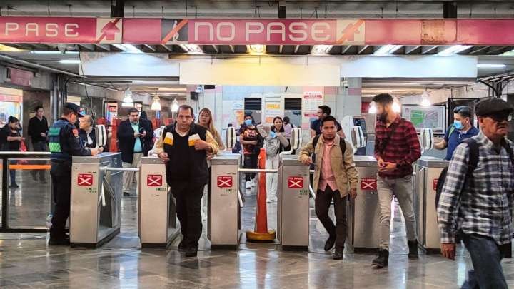 Niño de 11 Años Pierde a su Hermano Menor en Estación Pino Suárez del Metro CDMX; Esto Pasó
