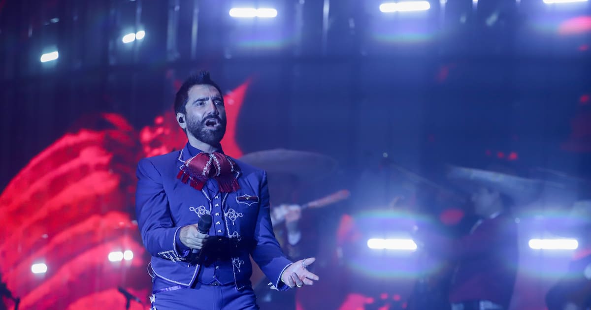 Alejandro Fernández recordó a “El Rey” en Valle de Guadalupe