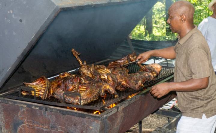 Baltimore Fishbowl | Kenyan cookout in Baltimore County draws crowd amid U.S. immigration fears -