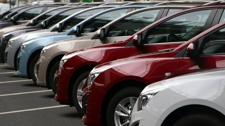 El truco definitivo para no romper el auto al pasar un badén: lo recomienda un mecánico