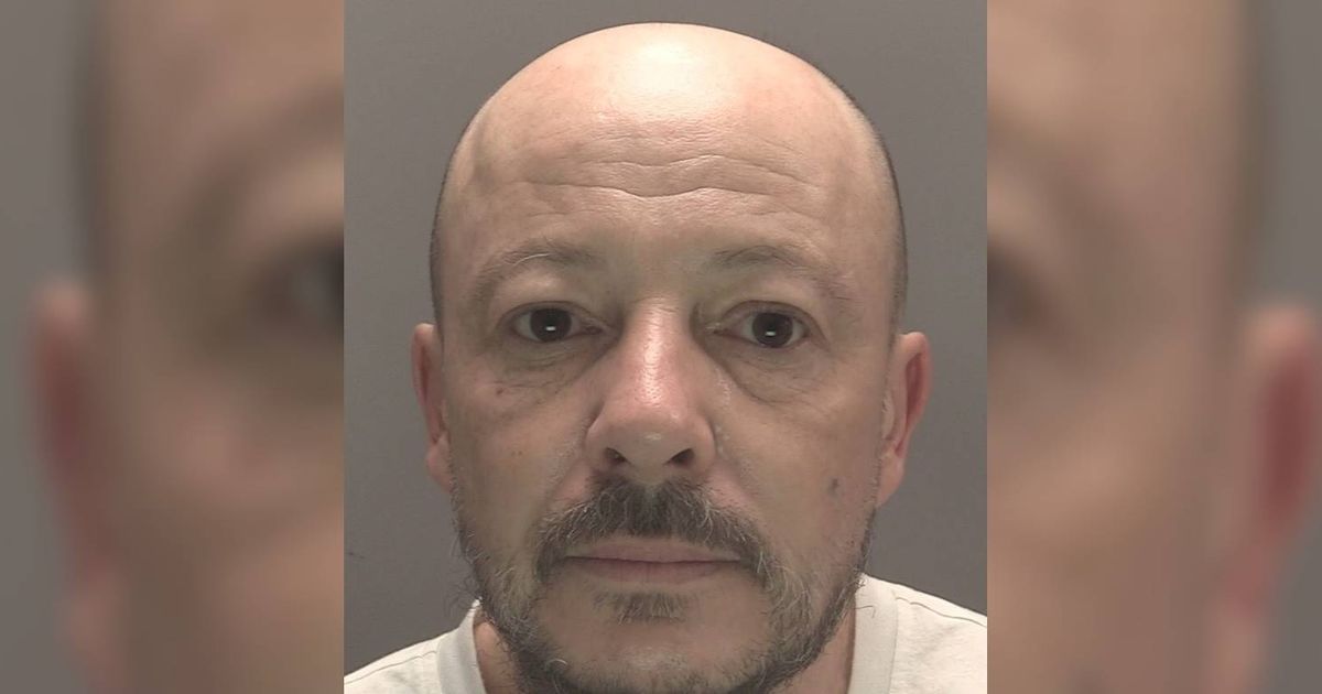 Mum turns ex-husband in to police after shock of what she found on his phone