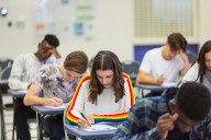Grupo LGBT que luchó por eliminar exenciones para universidades cristianas cierra sus puertas