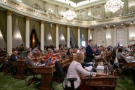 California lawmakers kill plans to curb AI