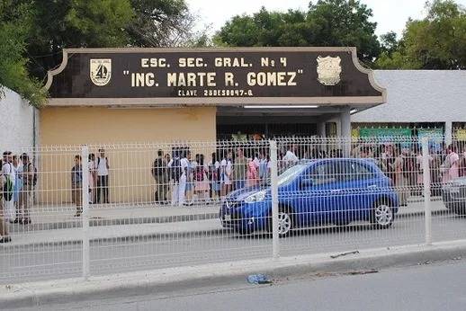 Aún hay espacios en la secundaria 4