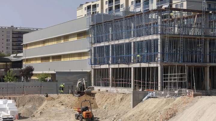 Estreno de aulas de Primaria en el Navales y de Secundaria en el Zaragoza Sur