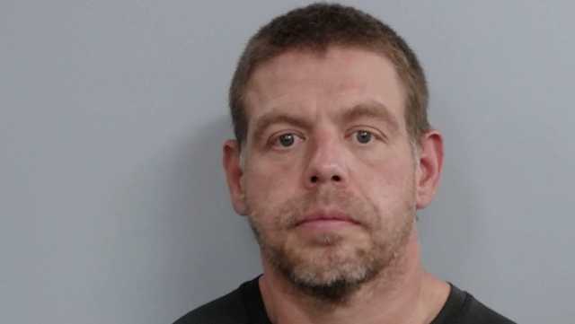 Police: Kentucky man arrested after stabbing brother in testicles with scissors