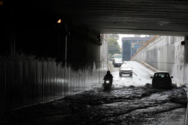 Torrential rains shut down flights at Mexico City airport for second day