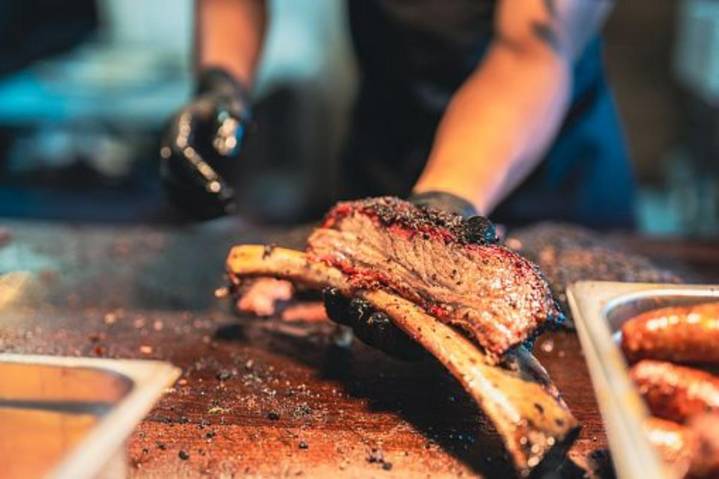 Want Illinois’ Best BBQ? Food Lover Website Says To Go Here