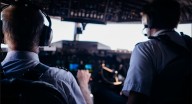 Piloto de United Airlines se niega a volar de San Francisco a Cancún y retrasa el vuelo cuatro horas: “no estoy dispuesto a arriesgar mi carrera”