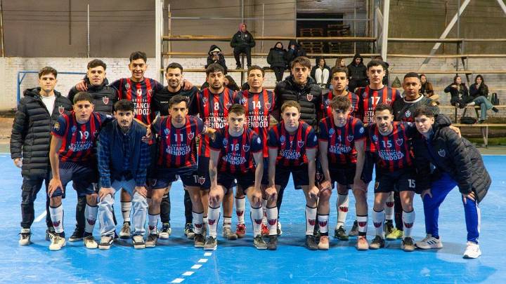Andes Talleres lidera en el Clausura de futsal