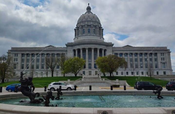 What to know about the top 20 new Missouri laws taking effect today