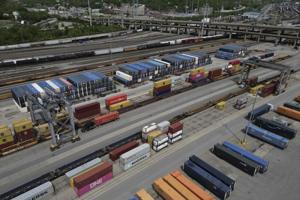 T-MEC permite enviar mayoría de bienes canadienses y mexicanos a EEUU sin aranceles