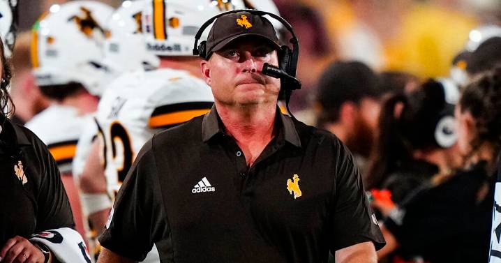 Sawvel turning the page with Wyoming's season opener on deck