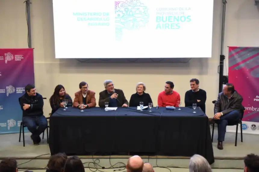 Javier Rodríguez: “El cooperativismo agropecuario es clave para el desarrollo bonaerense”