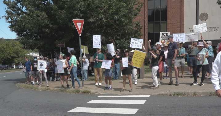 Virginia Organizing hosts ICE protest