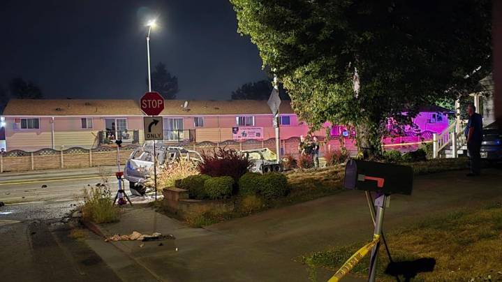 One dead in Gresham crash as vehicles catch fire