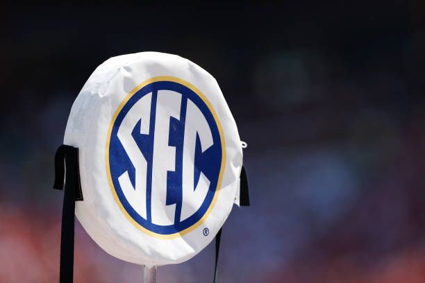 4 SEC Teams Make Greg McElroy’s Top 10 Preseason Rankings With One Major Surprise Although four SEC teams made the cut in Greg McElroy's preseason list, one program comes as a surprise in the rankings