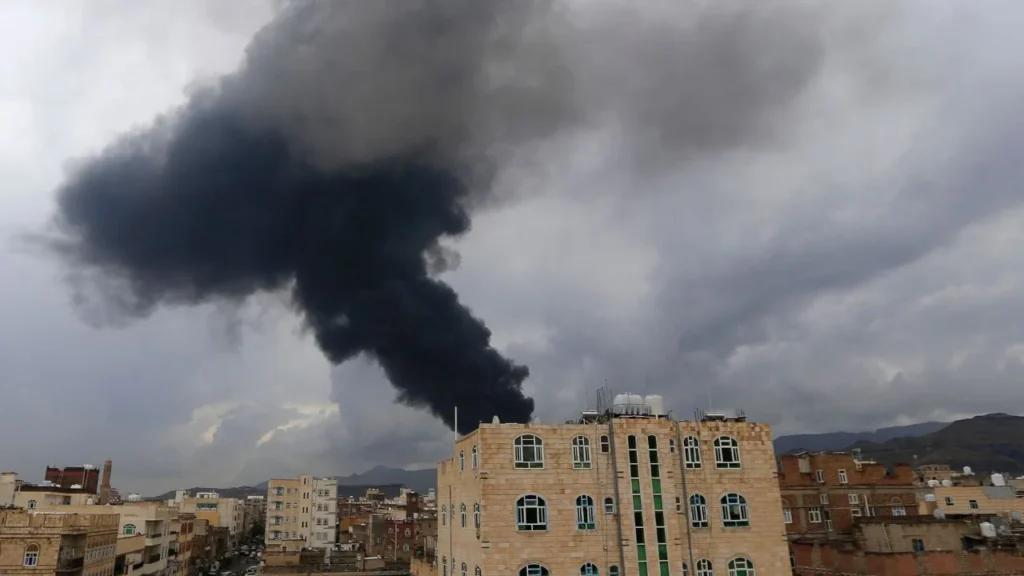 Cuatro muertos en Yemen por un bombardeo israelí, afirman los rebeldes hutíes