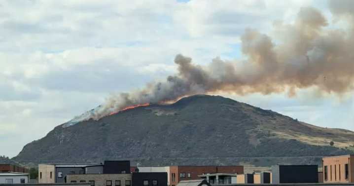 Edinburgh fire LIVE: Arthur's Seat up in flames as people 'flee down hill'