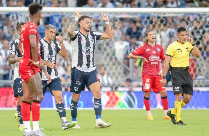 Rayados venció a Mazatlán con el regreso goleador de Lucas Ocampos