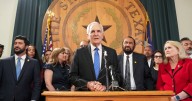 Doggett won’t seek reelection if courts uphold new district